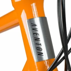 Aventon Kijote Gravel - Jaune 12 Aventon Kijote Gravel - Jaune -Vélos de Route Soldes 0036615 aventon kijote adventure bike sunset yellow