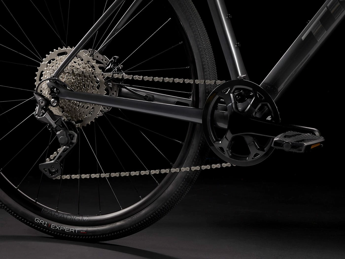 Trek FX Sport 4 Carbon GREY LITHIUM 4 Trek FX Sport 4 Carbon GREY LITHIUM – Image 4