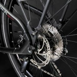 Haibike Trekking 6 Hommes - Matte Black Red Reflex -Vélos de Route Soldes Haibike MY22 Detail Rear Trekking 6 HIGH black