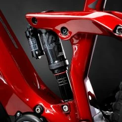 Haibike AllMtn CF 12 MTB Fully - Gloss Matte Dyn Red Black 14 Haibike AllMtn CF 12 MTB Fully - Gloss Matte Dyn Red Black -Vélos de Route Soldes Haibike MY22 Detail Suspension AllMtn CF 12