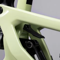 Santa Cruz Heckler 9 C S-Kit Brillant Vert Avocat 22 Santa Cruz Heckler 9 C S-Kit Brillant Vert Avocat -Vélos de Route Soldes MY22 Heckler9 details 007