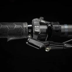 Trek Fuel EXe 9.5 Matte Dnister Black 17 Trek Fuel EXe 9.5 Matte Dnister Black -Vélos de Route Soldes TrekFuelEXe9 5MatteDnisterBlack 5