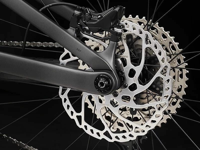 Trek Fuel EXe 9.5 Matte Dnister Black 8 Trek Fuel EXe 9.5 Matte Dnister Black – Image 8