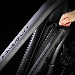 Powerfly Sport 7 Equipped Gen 3 Matte Dnister Black /Gloss Trek Black -Vélos de Route Soldes TrekPowerflySport7EquippedGen3MatteDnisterBlackGlossTrekBlack 4