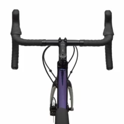 Cannondale CAAD13 Disc Tiagra Purple Haze -Vélos de Route Soldes cannondale caad13 disc tiagra rennrad 2021 purple haze 44 cm 003 84045 2200x1760
